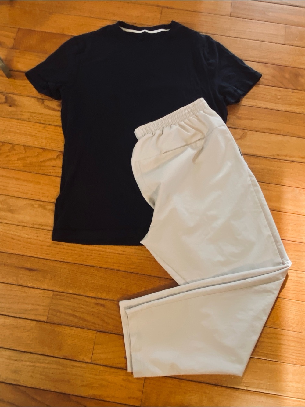 Lululemon lot of 2 men’s 2XL venture trouser pants pique fabric‎ & t-shirt